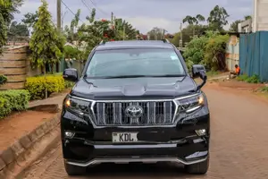 Toyota Land Cruiser Prado 2018 Black