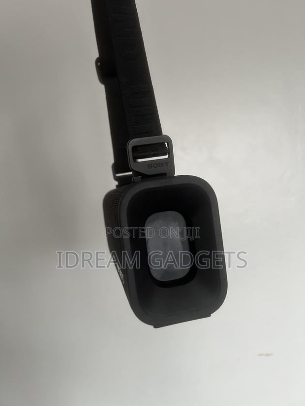 Sony ULT Field 3 Bluetooth Wireless Speaker - thumbnail 4