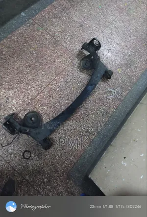 Toyota Estima Rear Beam/Mlingoti