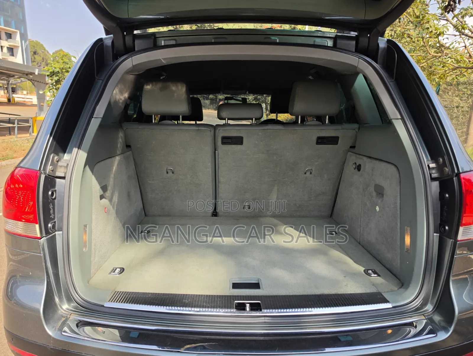 Volkswagen Touareg 2016 Blue