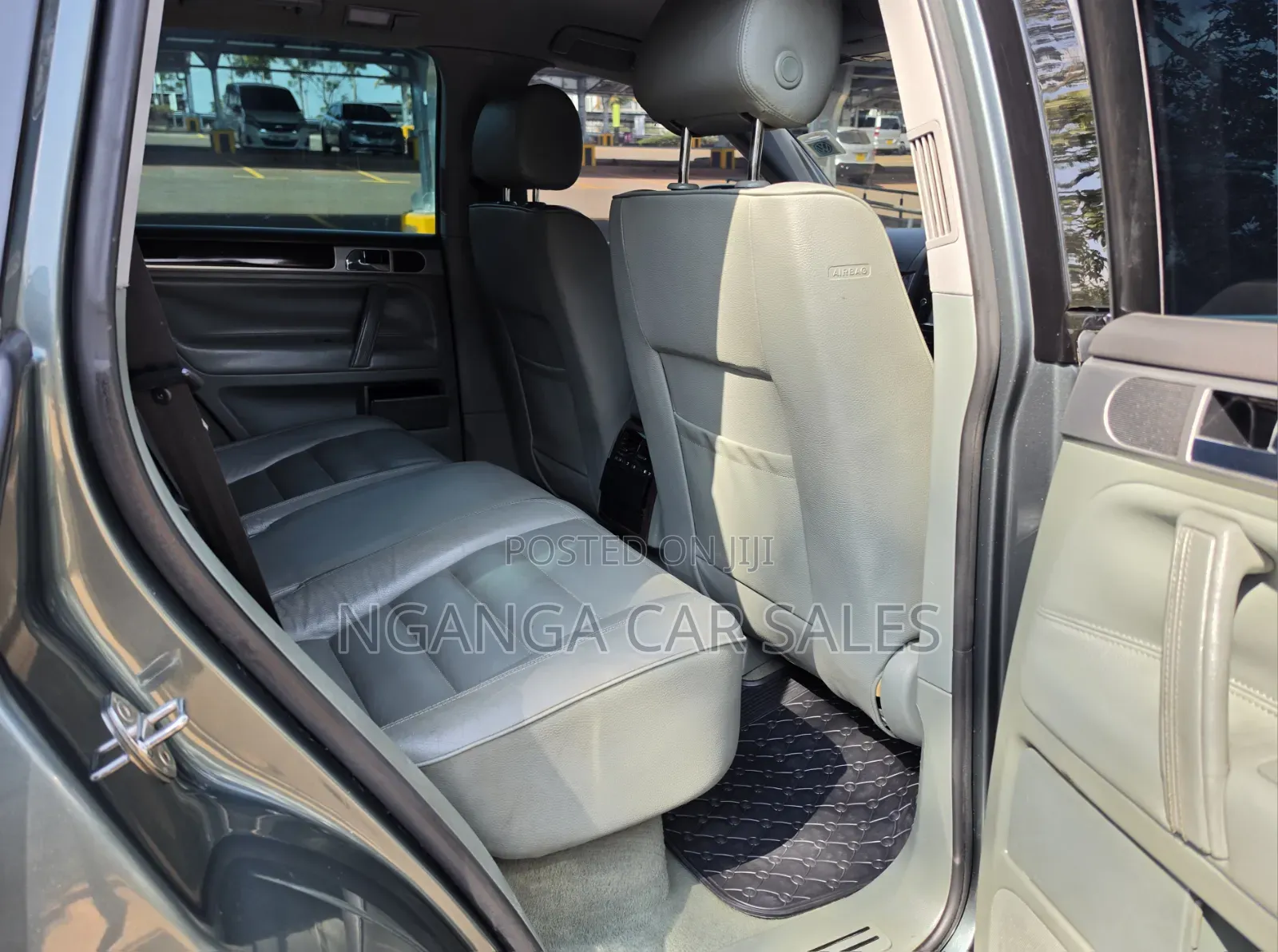 Volkswagen Touareg 2016 Blue