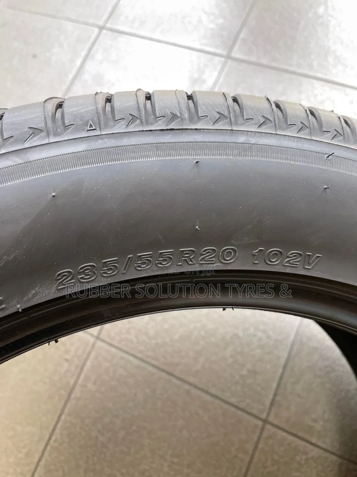 235 /55 R20 Bridgestone Tyres 102v Alenza