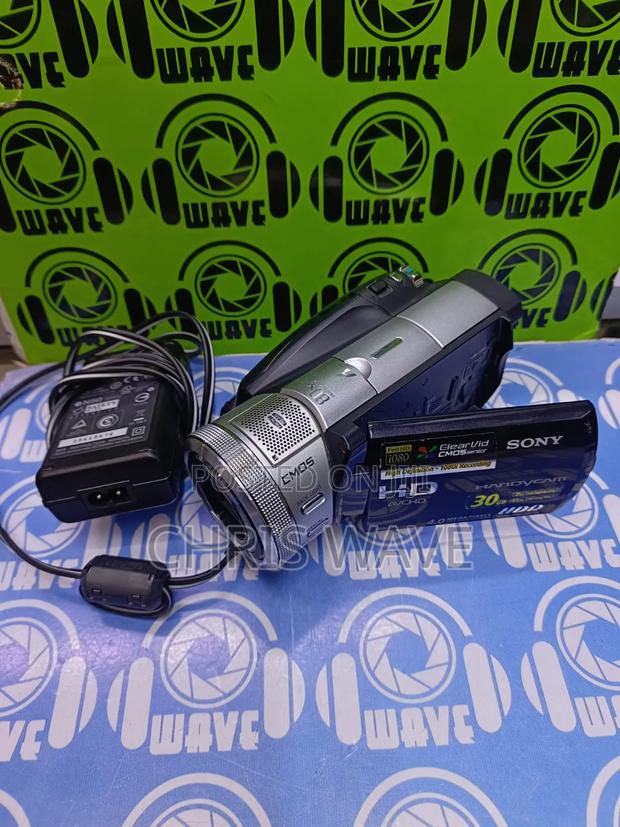 Sony HDR SR1 Livestream Camera Camcorder - thumbnail 2
