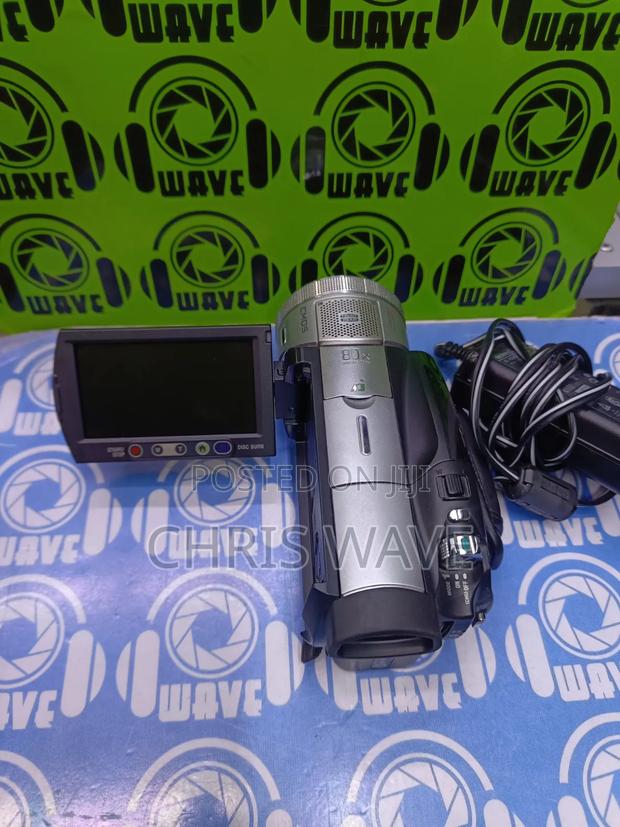 Sony HDR SR1 Livestream Camera Camcorder - thumbnail 3