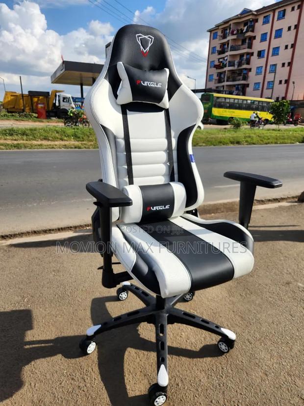 Gaming chair.Skyline Chair - main view