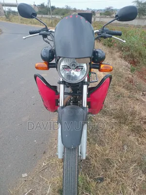 Honda CB 2024 Red