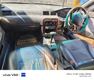 Nissan Sunny 1998 Silver