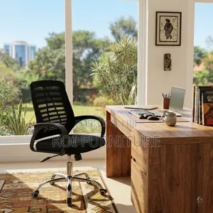 Office Chairs; Mesh Strong Armed Fabric Seat With Starbase