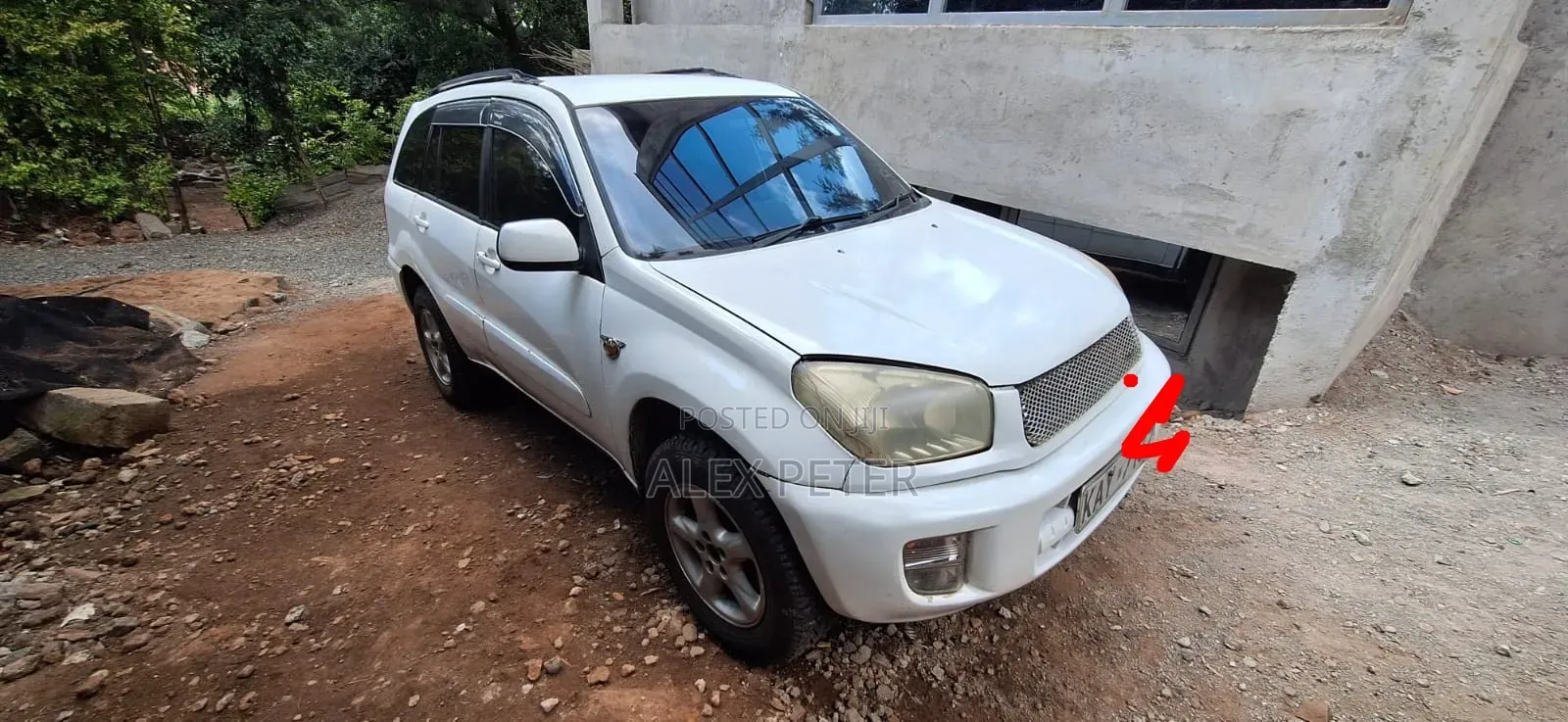 Toyota RAV4 Automatic 2000 White
