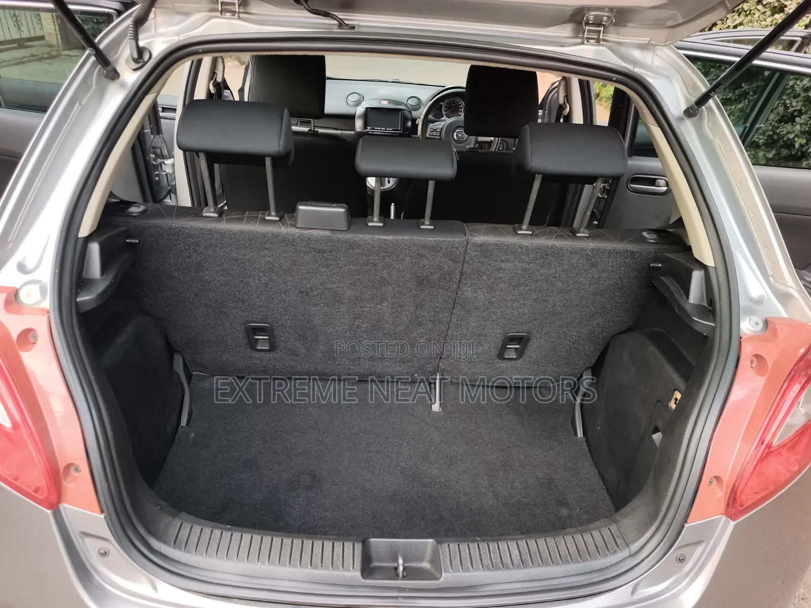 Mazda Demio 2014 Gray