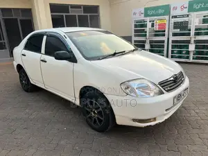 Toyota Corolla 2004 White