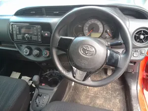 Toyota Vitz 1.0 FWD 5dr 2020 Red