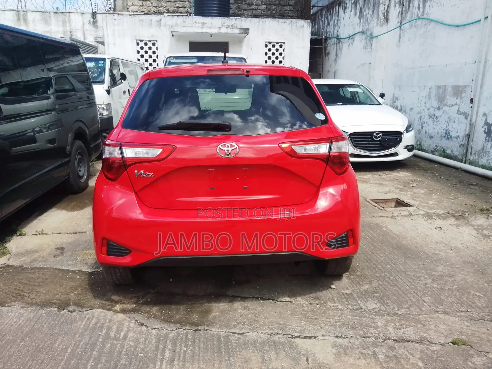 Toyota Vitz 1.0 FWD 5dr 2020 Red