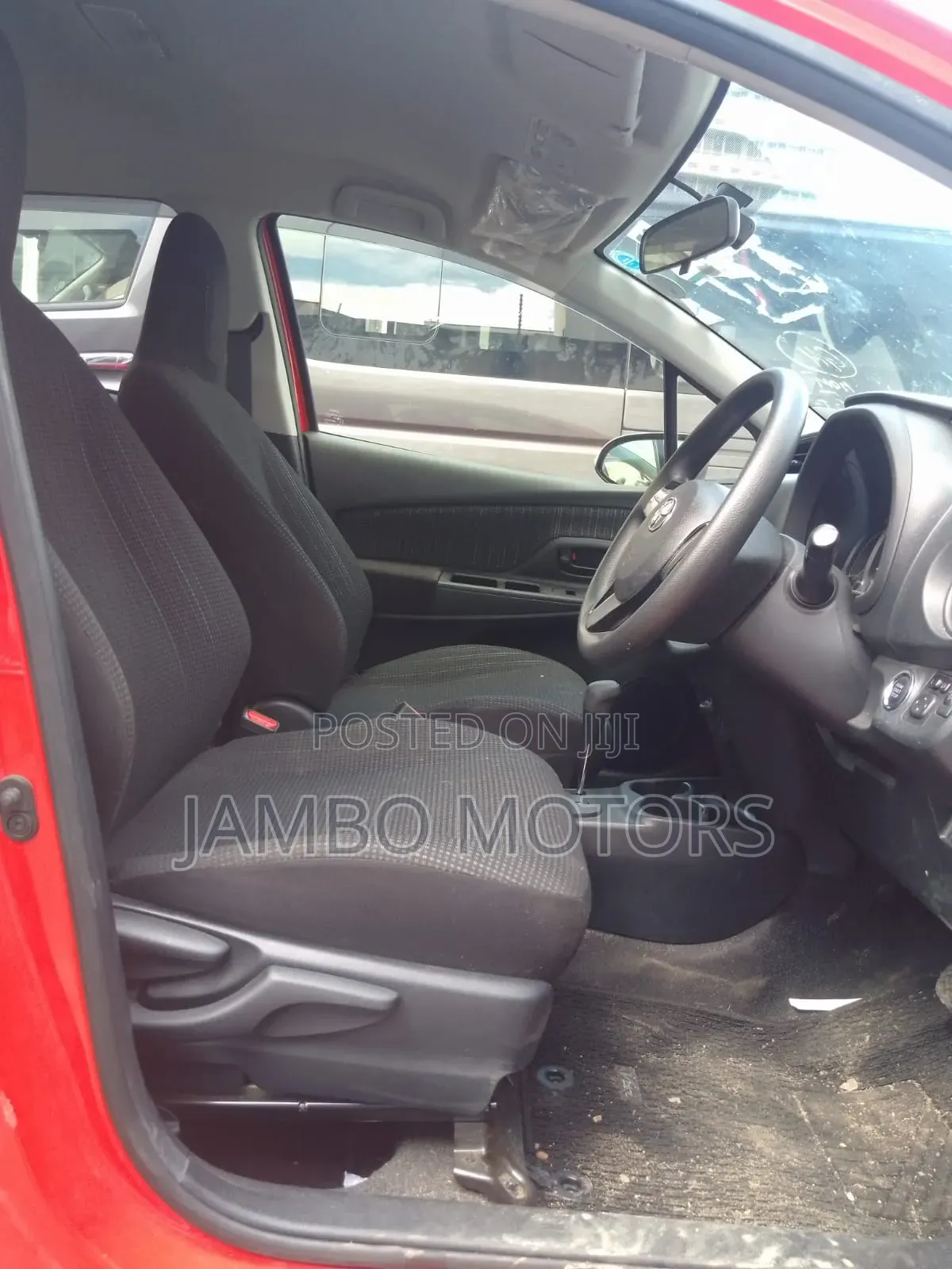 Toyota Vitz 1.0 FWD 5dr 2020 Red