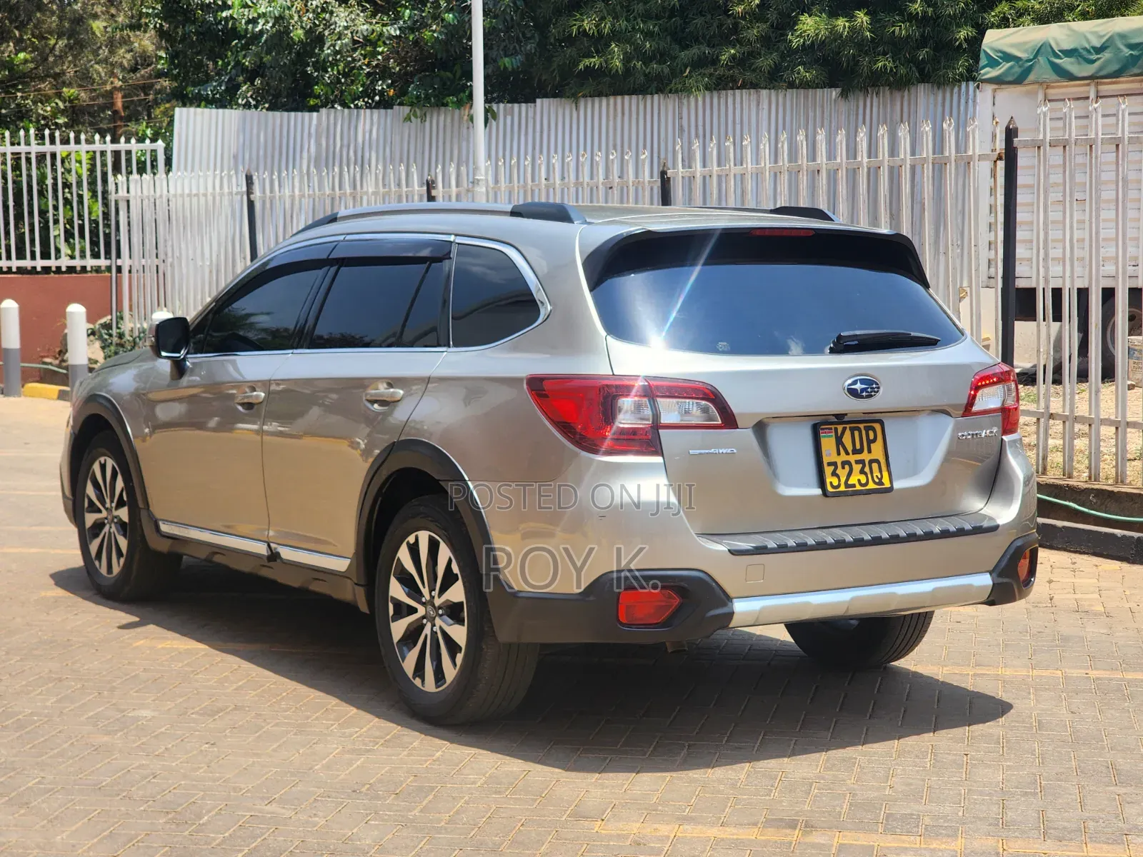 Subaru Outback 2016 Gold