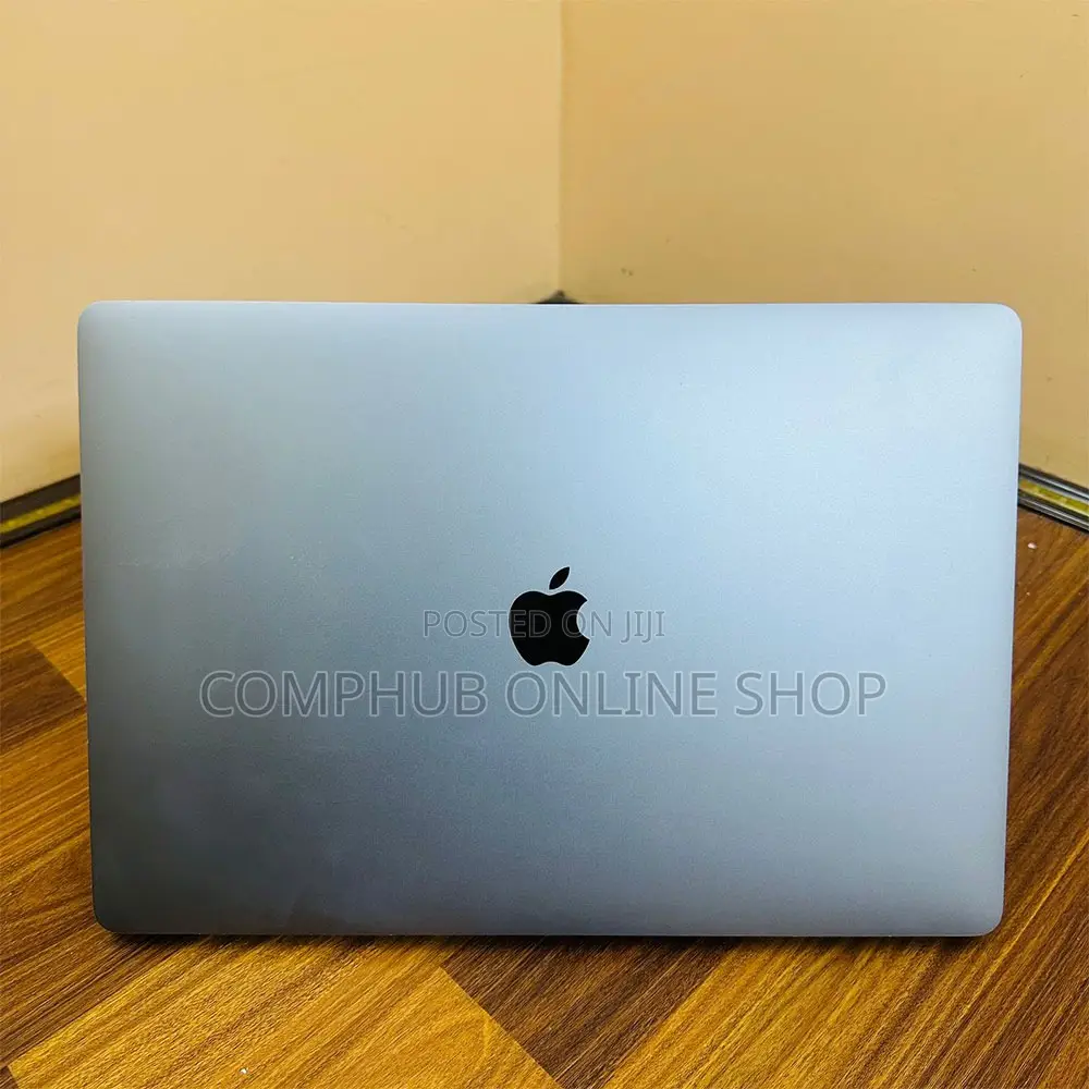 Laptop Apple MacBook Pro 32GB Intel Core i9 SSD 1T