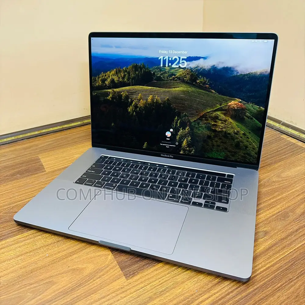Laptop Apple MacBook Pro 32GB Intel Core i9 SSD 1T