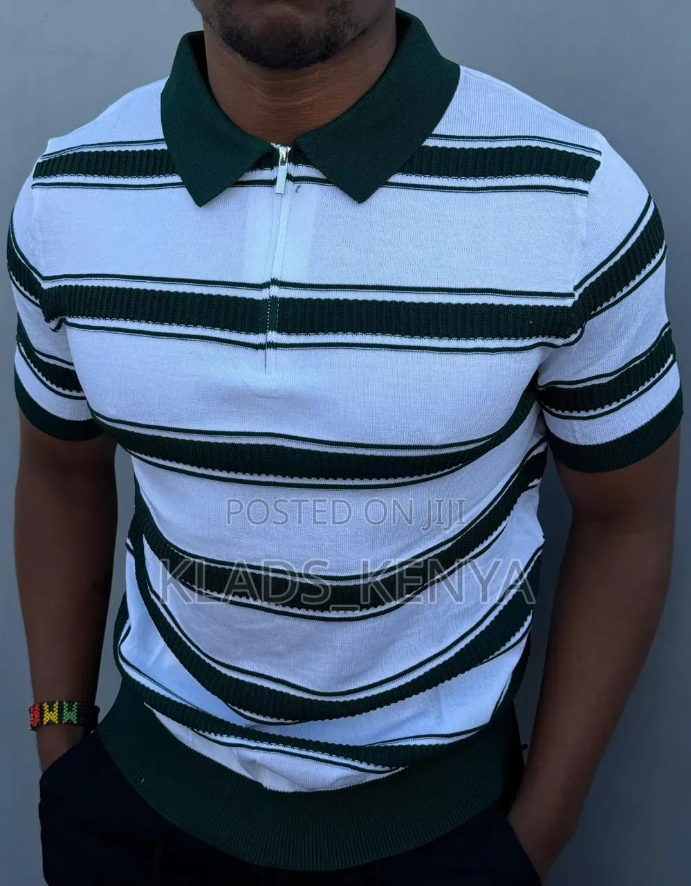 Polo Shirts With a Collar