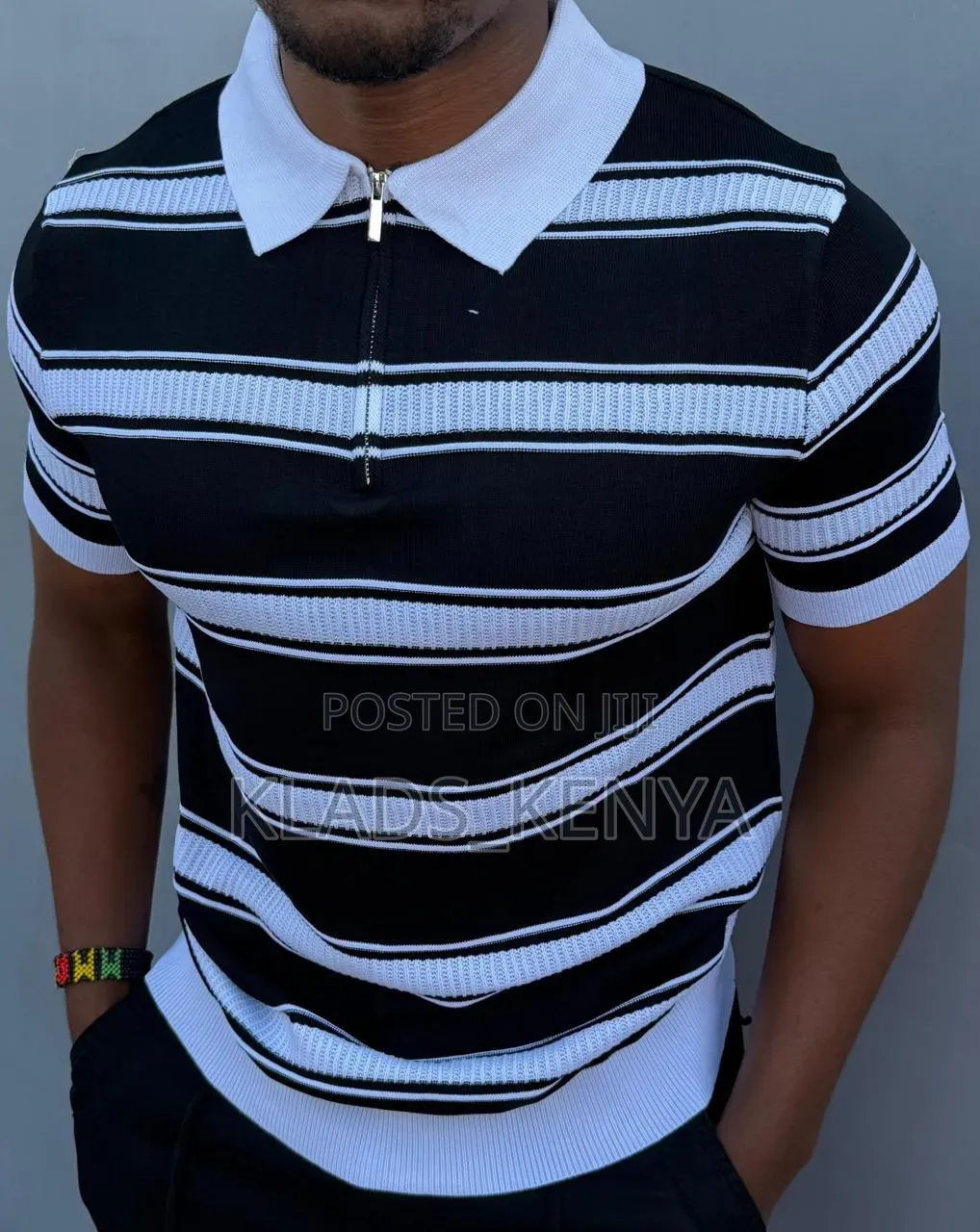 Polo Shirts With a Collar