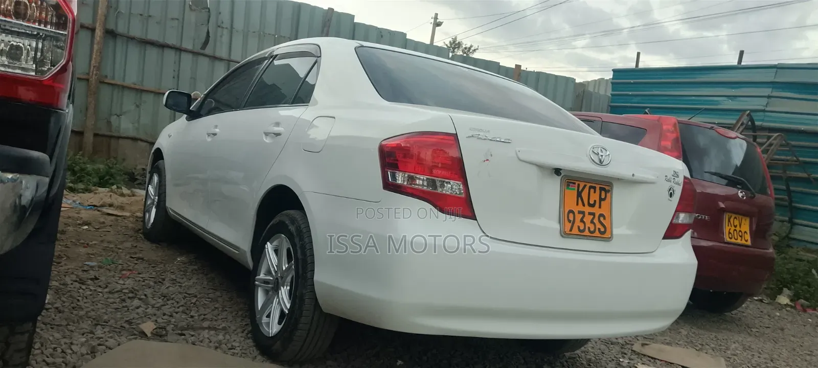 Toyota Axio 2010 White