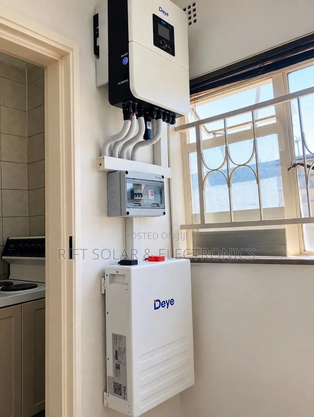 Deye 8kva - 10kwh Lithium Battery - (8) 630w Solar Panels Full Package