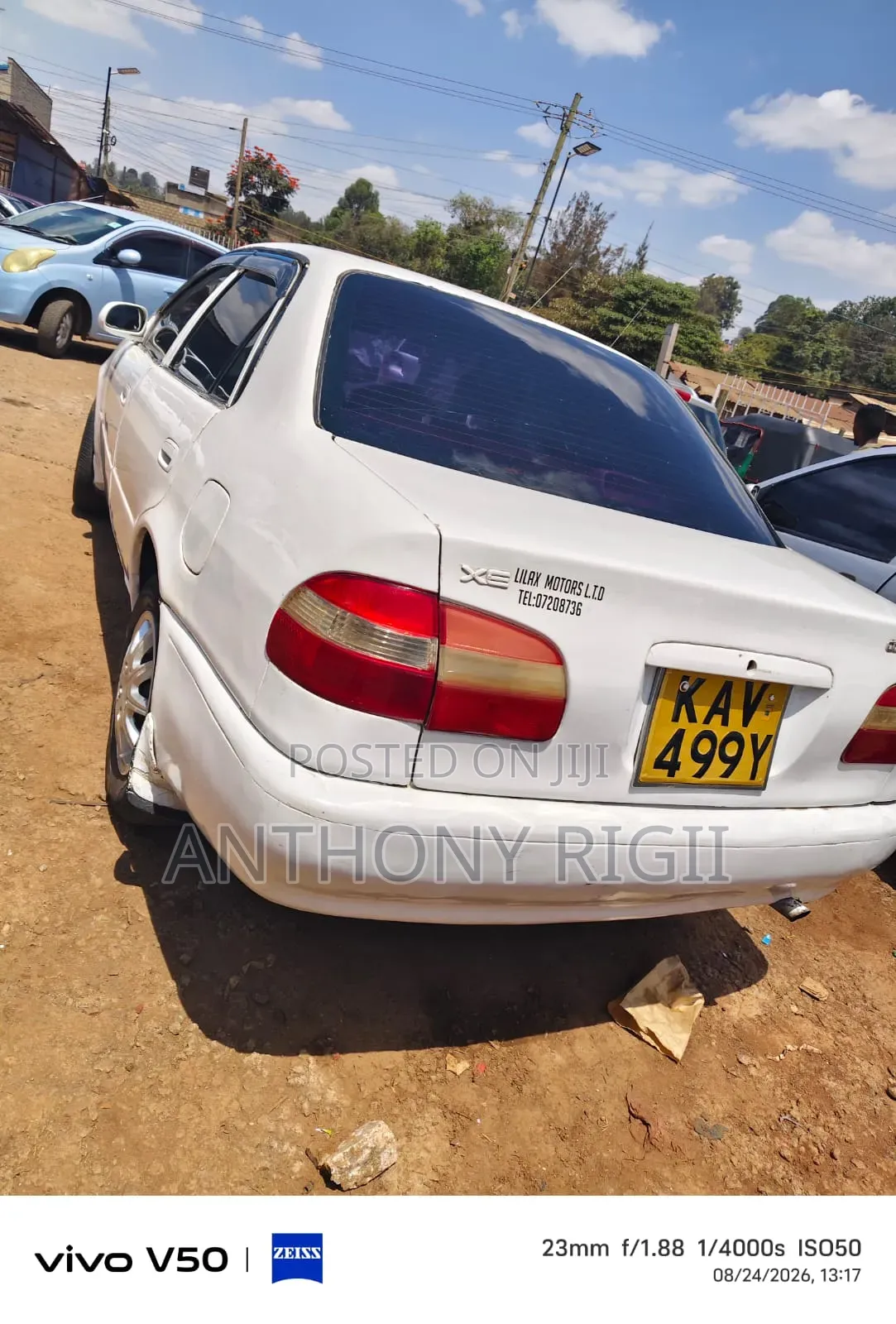 Toyota Corolla 2000 White