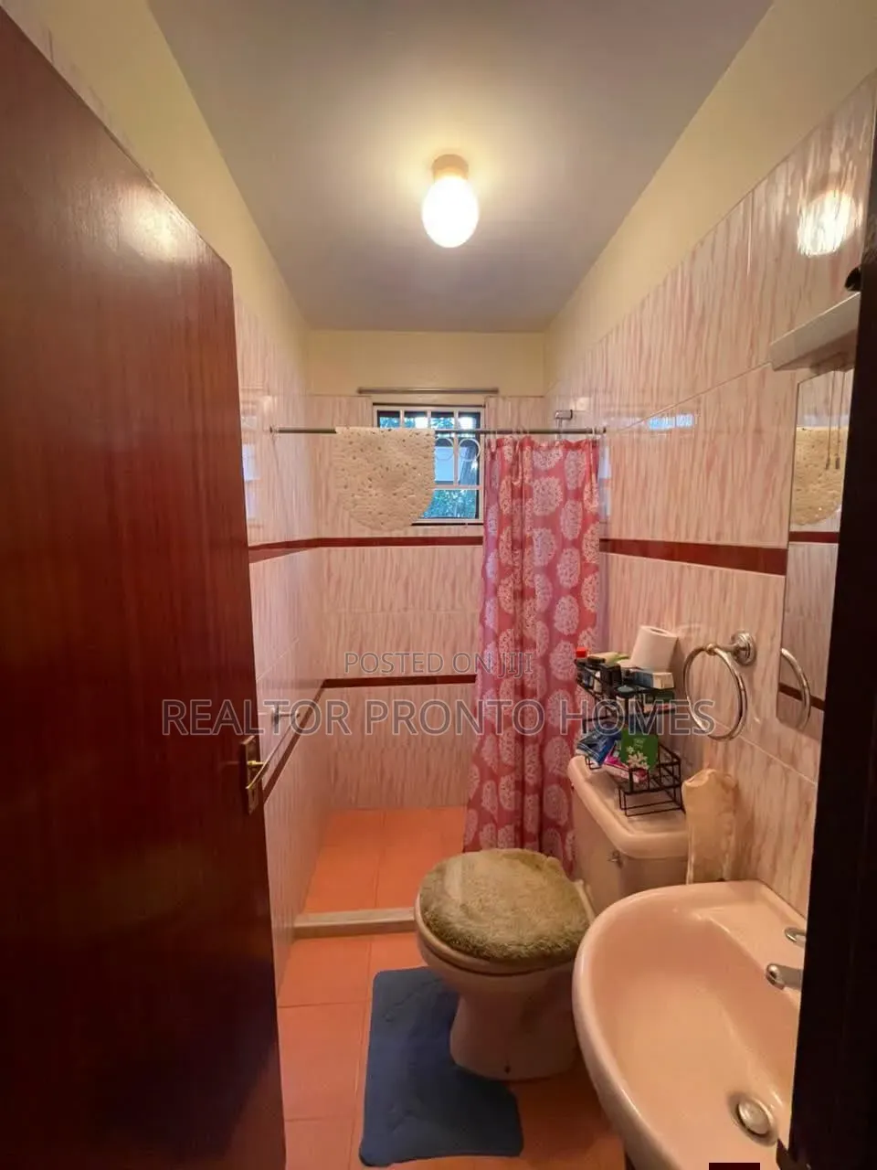 4bdrm Townhouse/Terrace in Lavington, Muthangari for sale