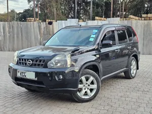 Nissan X-Trail 2.0 Petrol XE 2010 Black