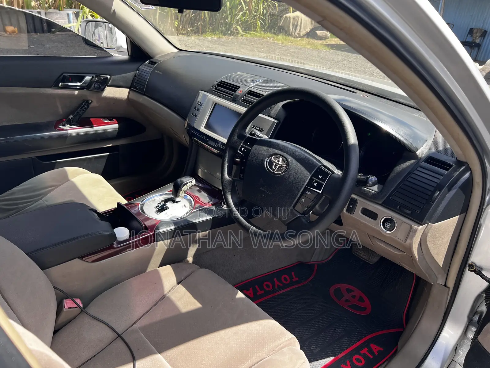 Subaru Legacy 2010 Silver