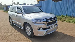 Toyota Land Cruiser 4.6 V8 ZX 2010 Silver