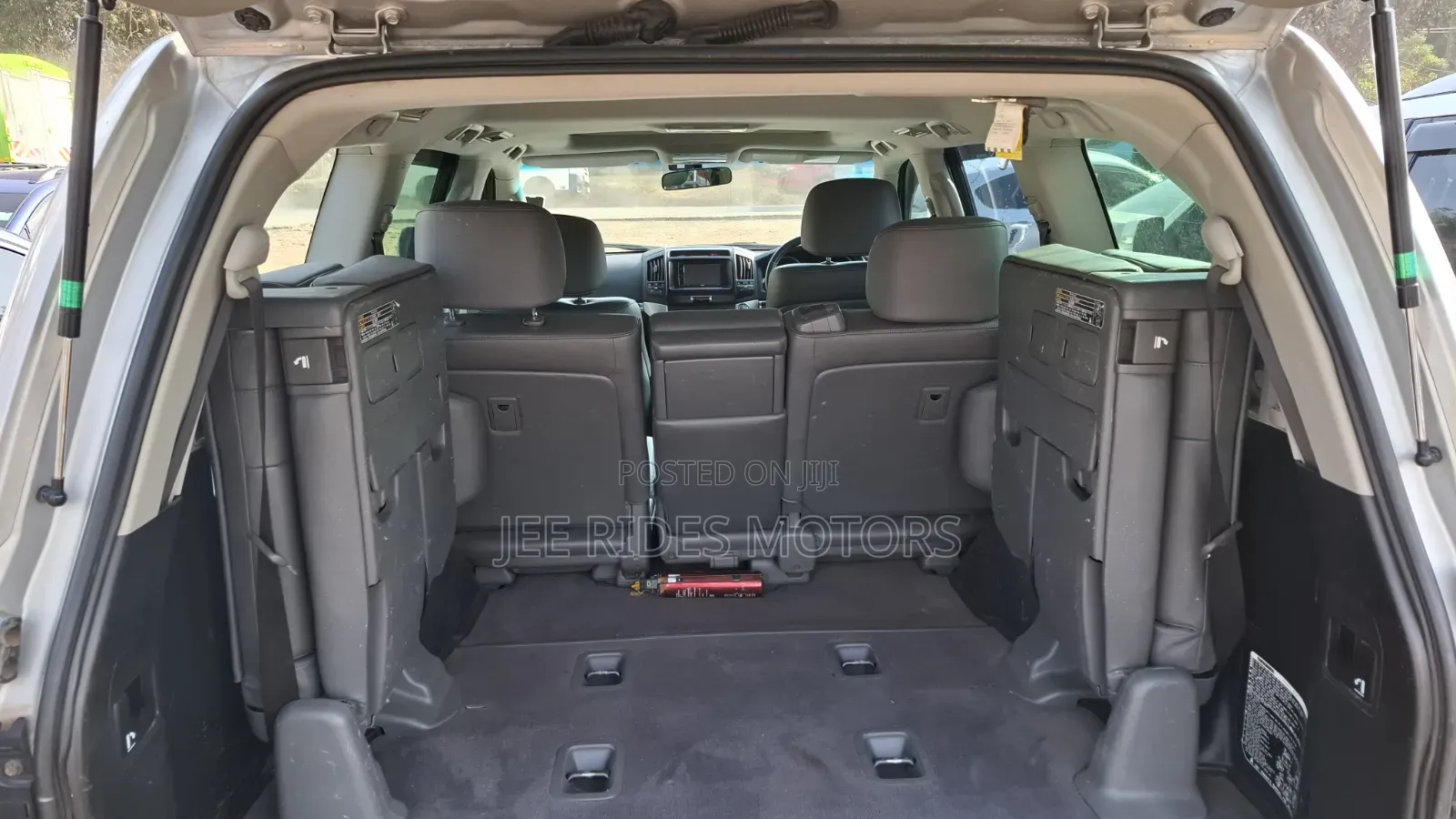 Toyota Land Cruiser 4.6 V8 ZX 2010 Silver