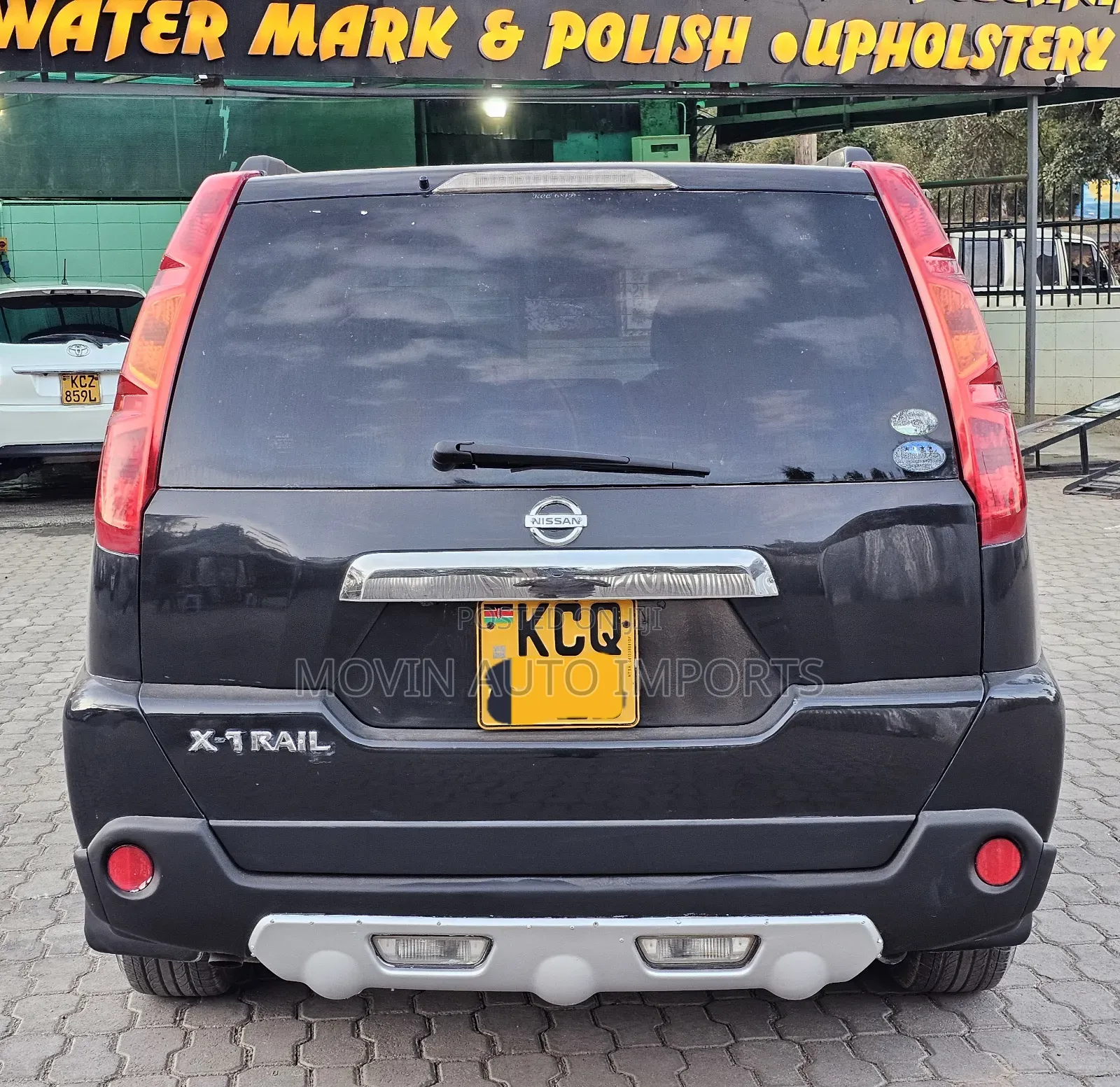 Nissan X-Trail 2.0 Petrol XE 2010 Black