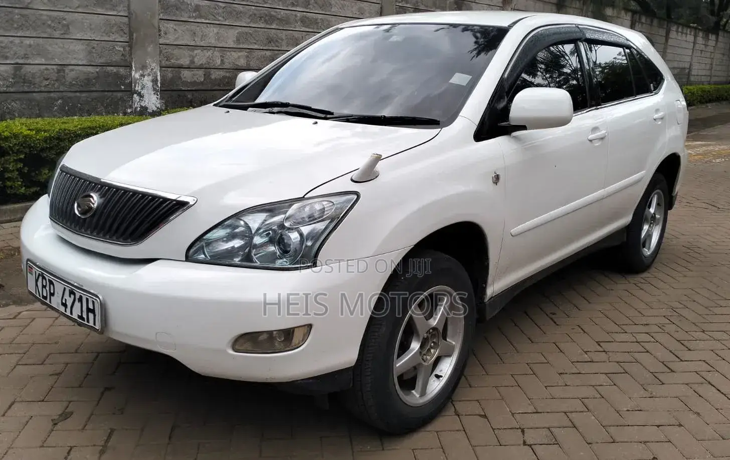 Toyota Harrier 2005 White