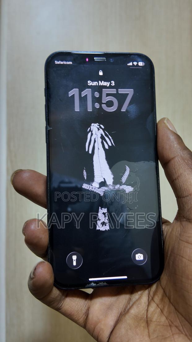 Apple iPhone 12 128 GB Black - main view