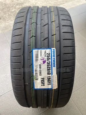 255 /35 R19 Toyo Tires 96y Xl Sport