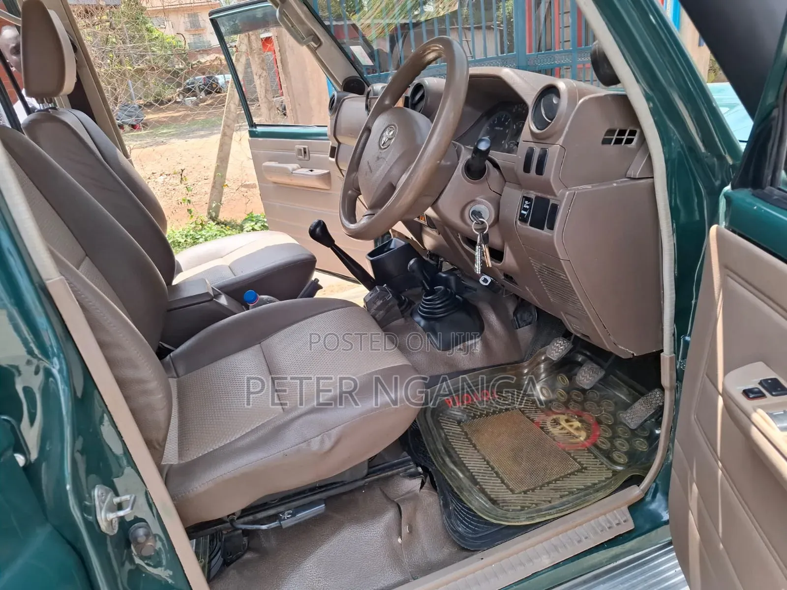 Toyota Land Cruiser 2014 Green