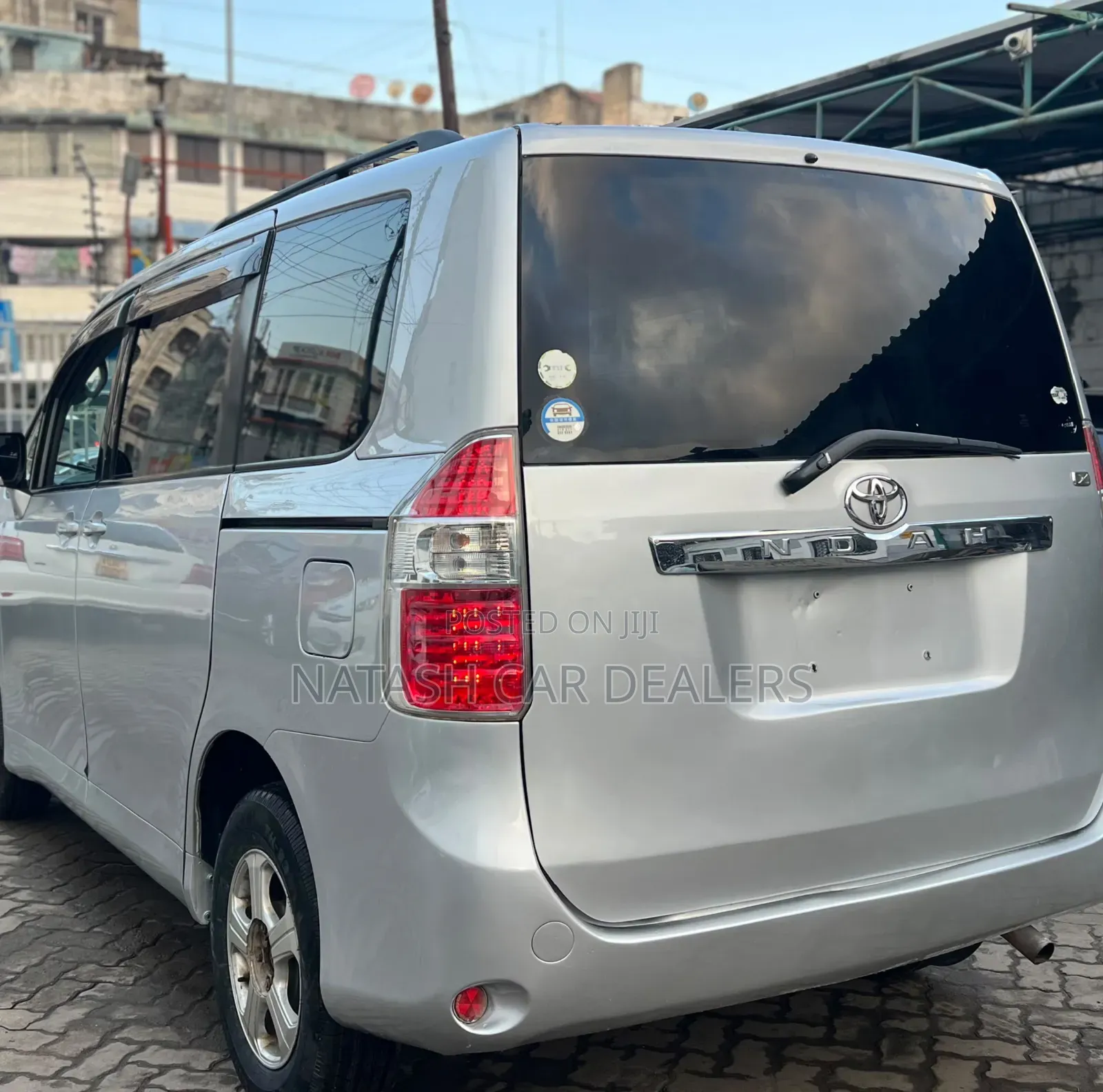 Toyota Noah 2008 Silver