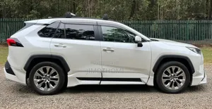 Toyota RAV4 2019 White
