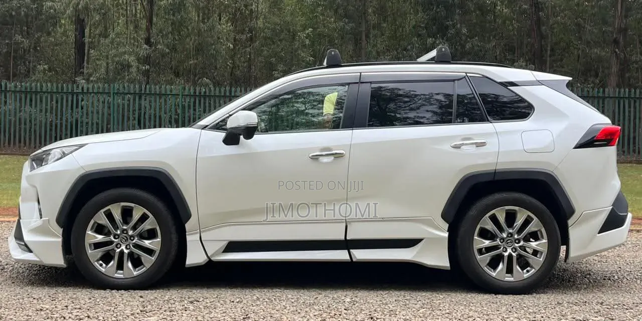 Toyota RAV4 2019 White