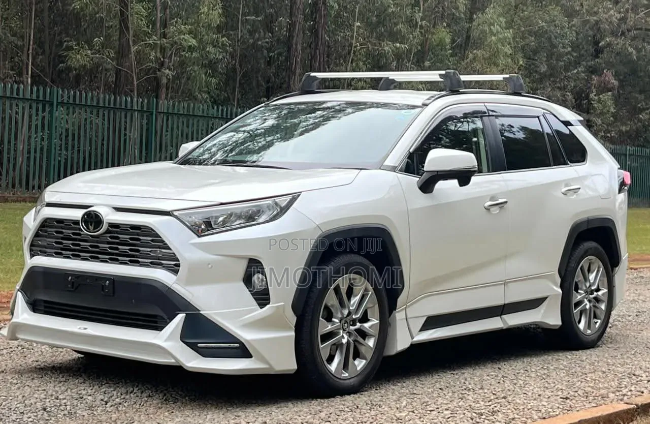 Toyota RAV4 2019 White