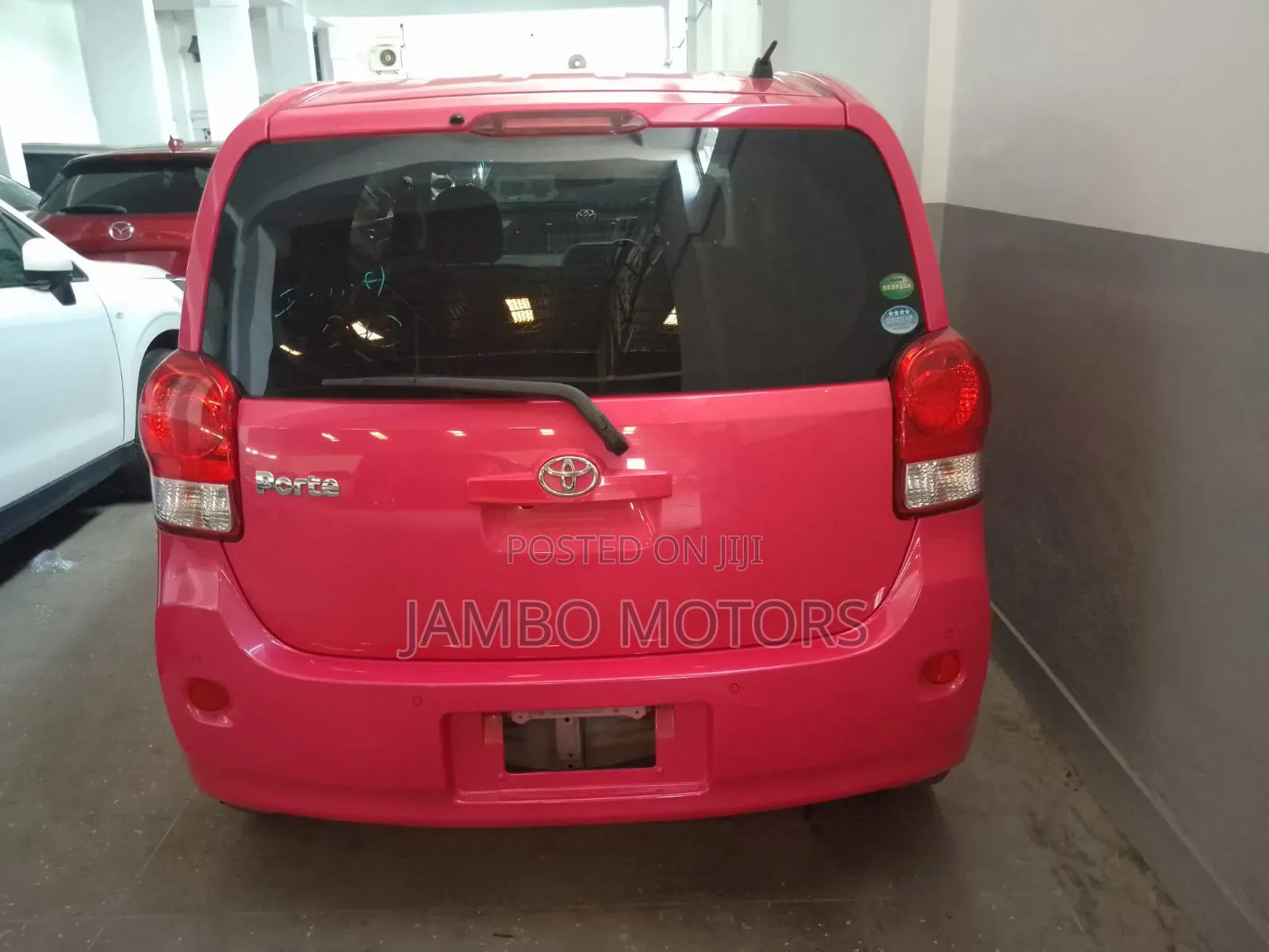 Toyota Porte 1.5 FWD 2021 Red