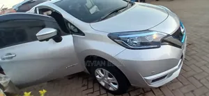 Nissan Note 2019 Silver
