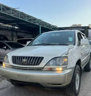 Toyota Harrier 2002 Ivory