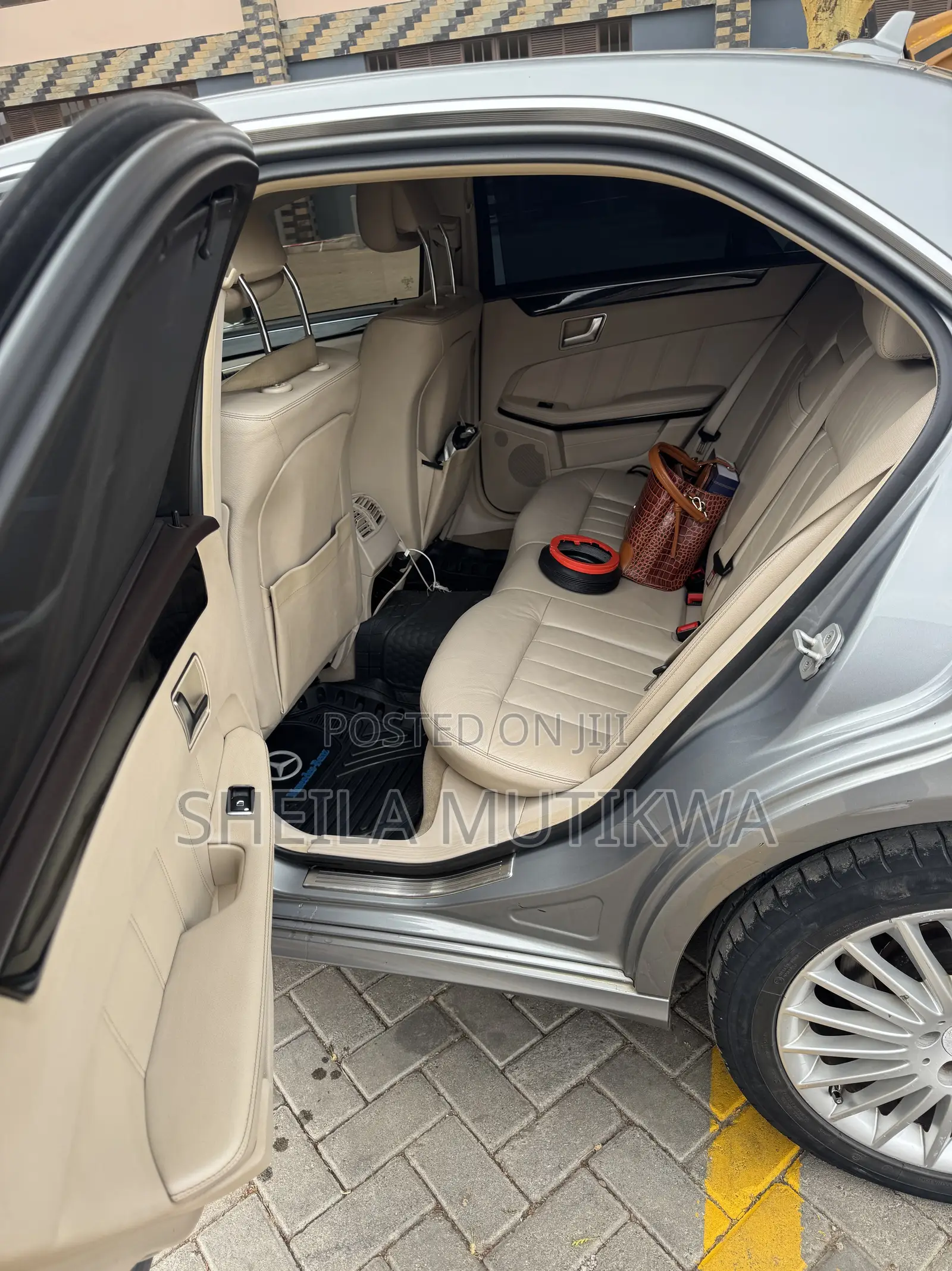 Mercedes-Benz E200 2015 Silver