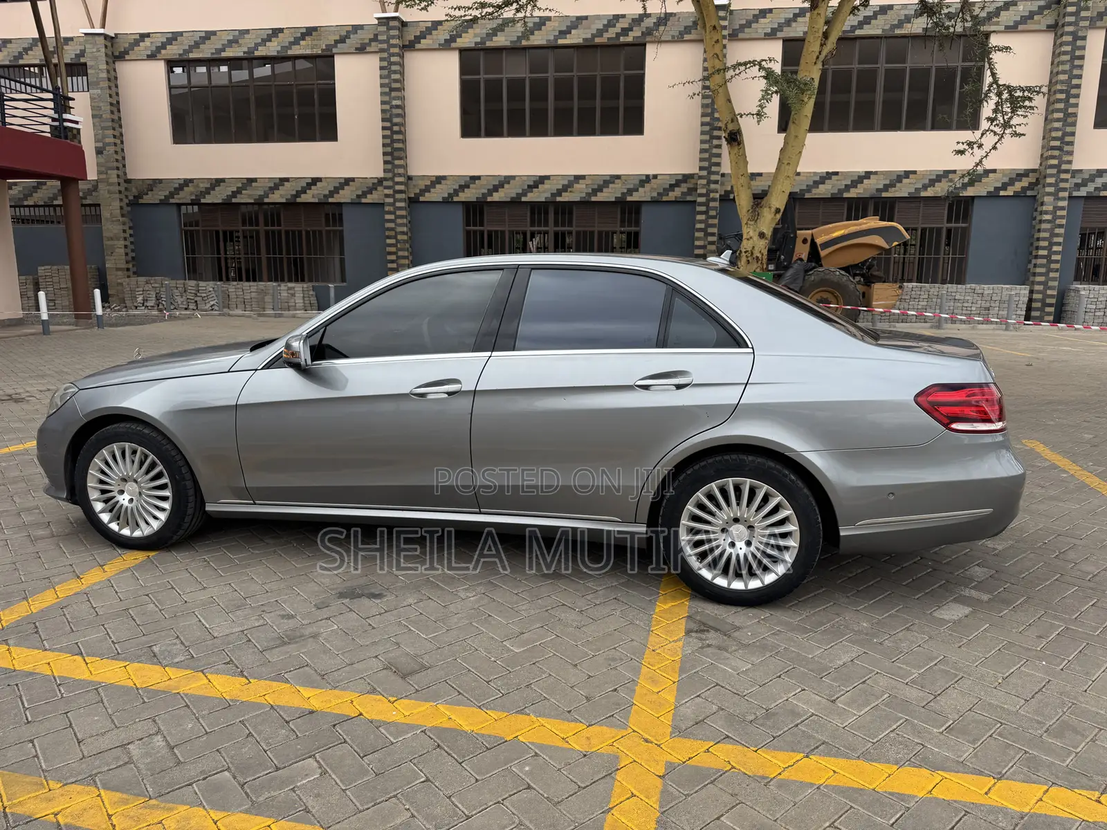 Mercedes-Benz E200 2015 Silver