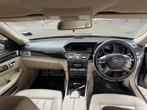 Mercedes-Benz E200 2015 Silver