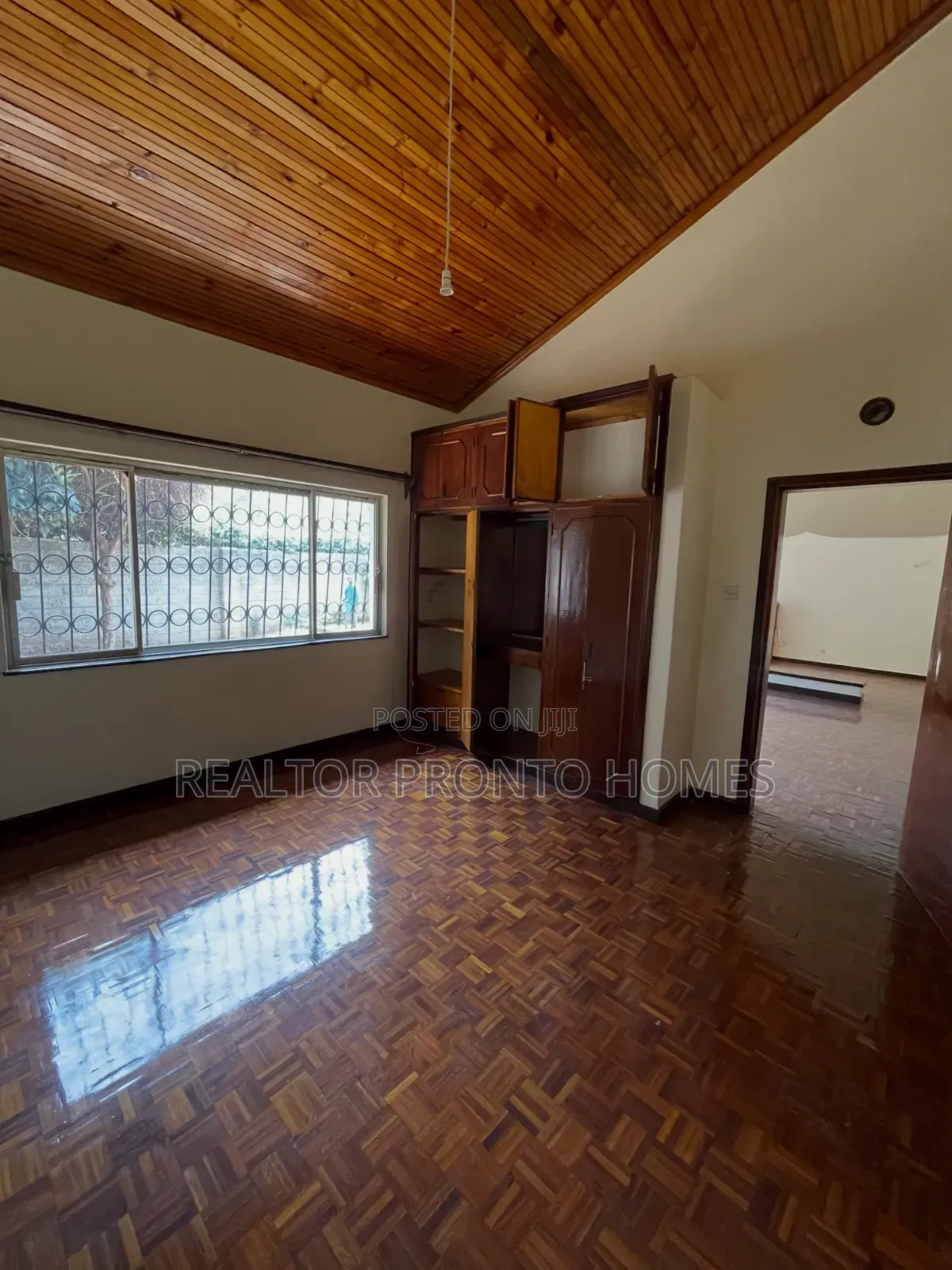 4bdrm Townhouse / Terrace in Kilimani, Hurlingham for rent