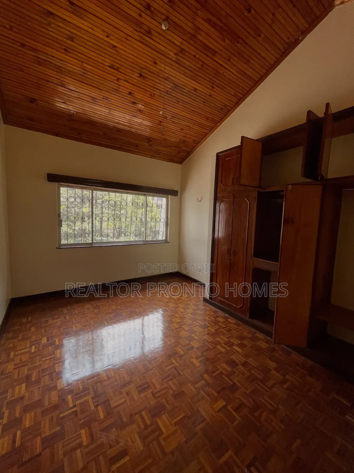 4bdrm Townhouse / Terrace in Kilimani, Hurlingham for rent