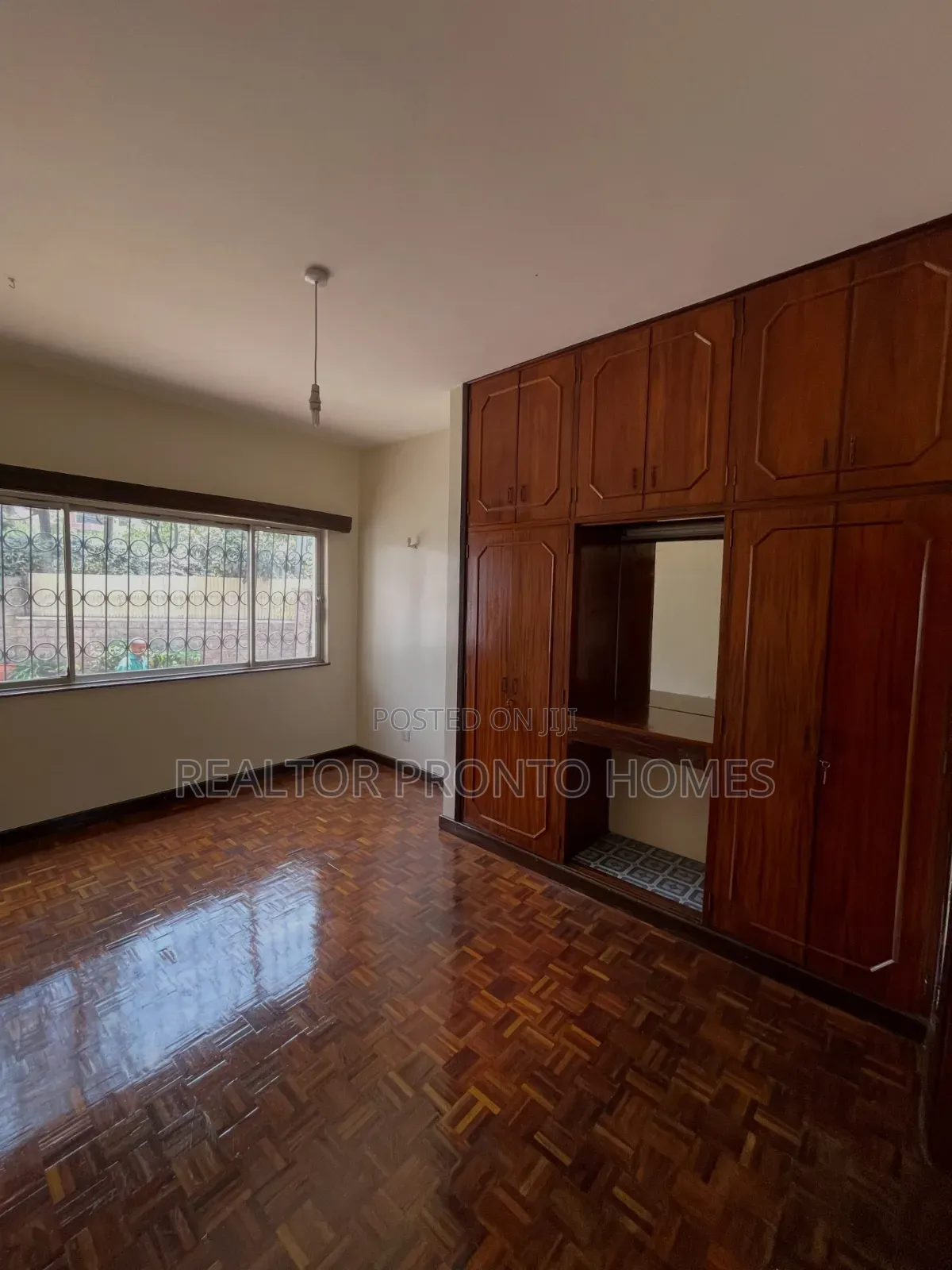 4bdrm Townhouse / Terrace in Kilimani, Hurlingham for rent