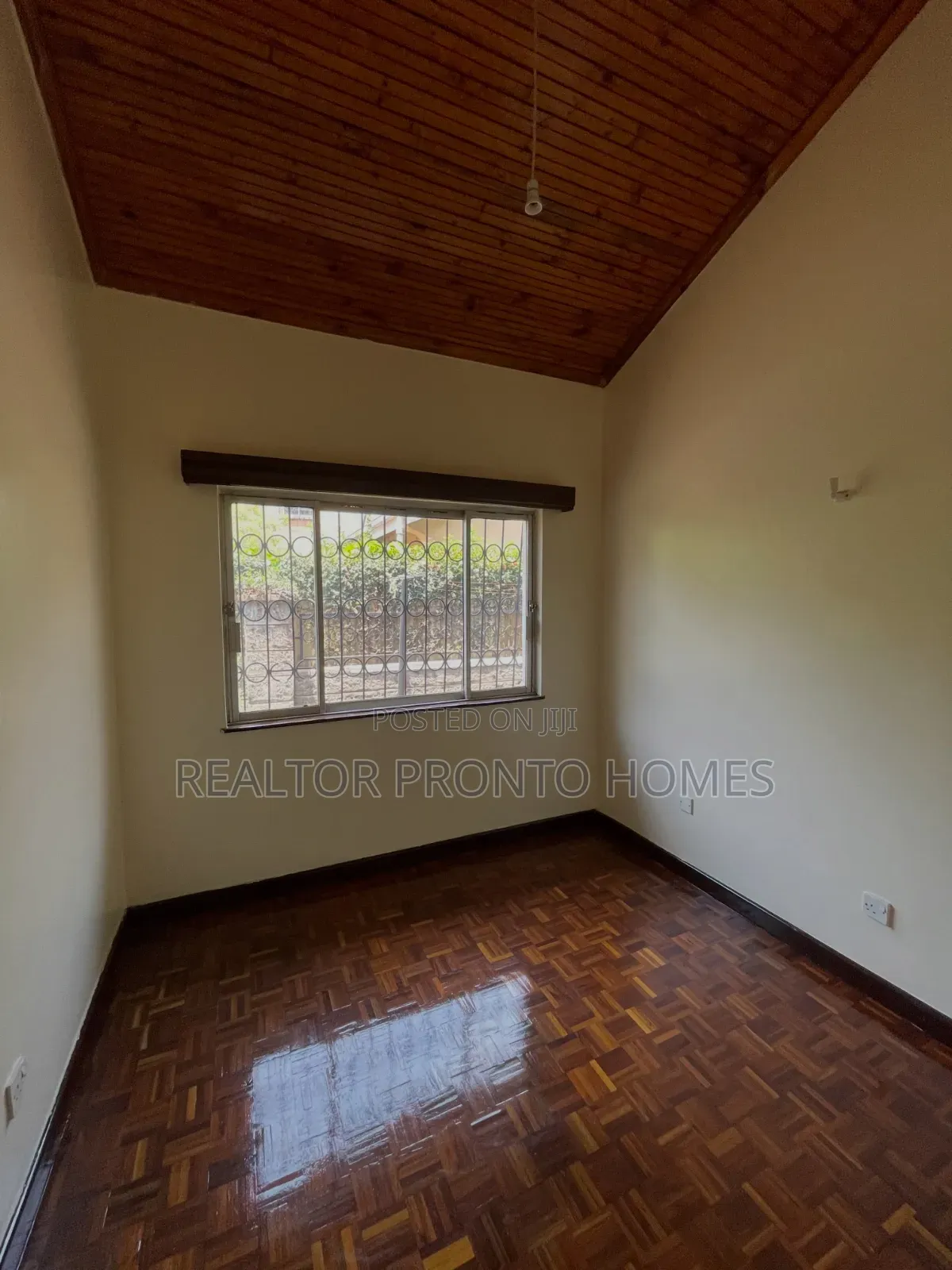 4bdrm Townhouse / Terrace in Kilimani, Hurlingham for rent